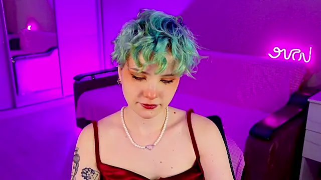 Snapshot of School_Love chatting on 01/09/25, 01:13 School Love online show from 01/09/25, 01:13