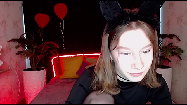 EnigmaSee online show from 03/08/25, 01:39