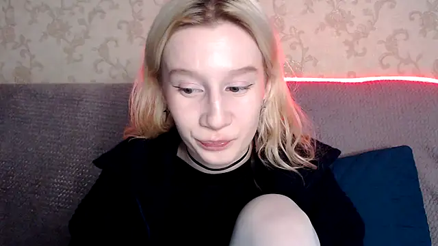 EnigmaSee online show from 11/20/25, 01:50