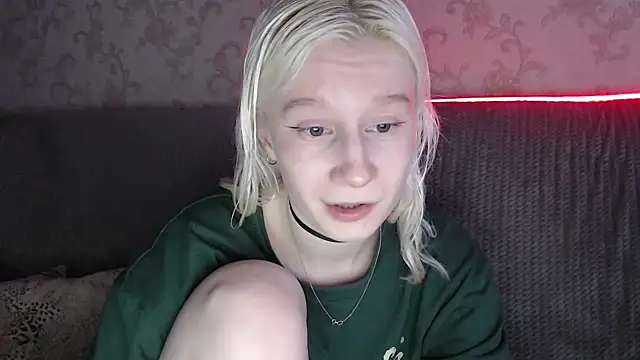 EnigmaSee online show from 05/04/26, 01:45