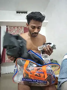 Snapshot of JOHN_LEE_DEREK chatting on 05/19/26, 05:41 JOHN LEE DEREK online show from 05/19/26, 05:41