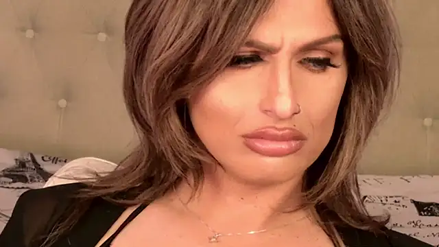 Snapshot of xprettysmilex chatting on 01/14/25, 12:11 xprettysmilex online show from 01/14/25, 12:11