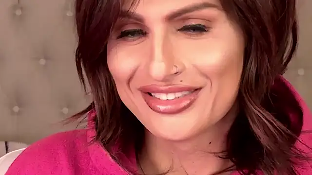 Snapshot of xprettysmilex chatting on 01/22/25, 01:53 xprettysmilex online show from 01/22/25, 01:53