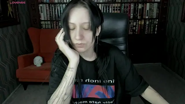 Snapshot of Medusa__Gorgona chatting on 10/10/25, 10:14 Medusa Gorgona online show from 10/10/25, 10:14