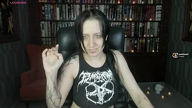 Snapshot of Medusa__Gorgona chatting on 10/30/25, 06:15 Medusa Gorgona online show from 10/30/25, 06:15