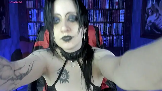 Snapshot of Medusa__Gorgona chatting on 11/22/25, 06:29 Medusa Gorgona online show from 11/22/25, 06:29