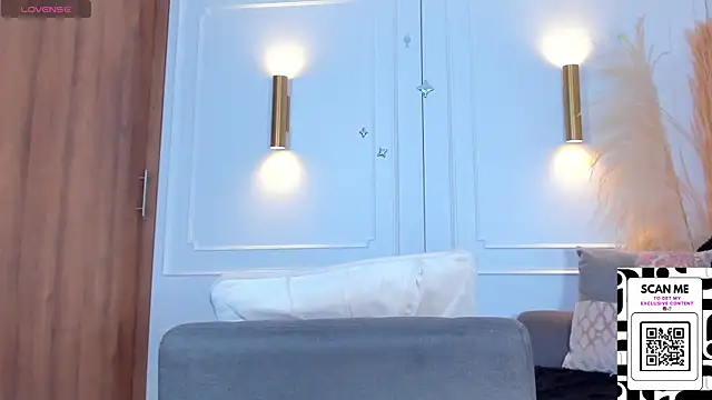 Snapshot of Chrishell_ chatting on 02/03/25, 03:31 Chrishell online show from 02/03/25, 03:31