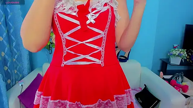 Snapshot of LindaaLu chatting on 05/08/26, 02:39 LindaaLu online show from 05/08/26, 02:39
