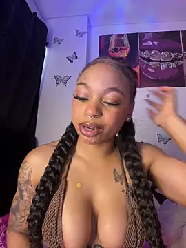 Melany Williams online show from 04/28/26, 02:33