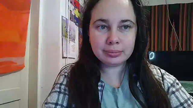 Cora Maro online show from 10/30/25, 12:56