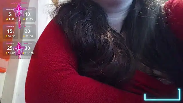 Snapshot of Cora_Maro chatting on 06/14/26, 08:27 Cora Maro online show from 06/14/26, 08:27