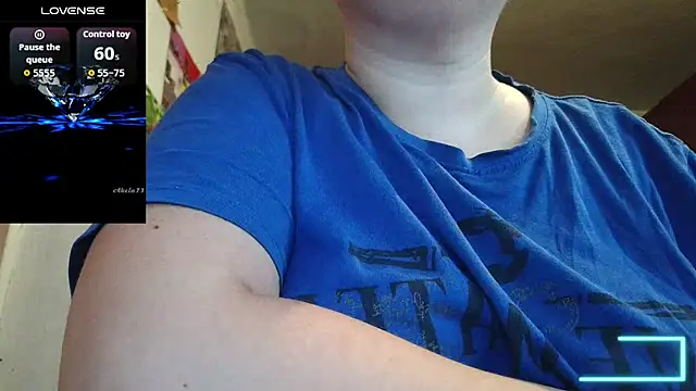 Snapshot of Cora_Maro chatting on 07/15/26, 11:21 Cora Maro online show from 07/15/26, 11:21