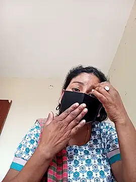 Snapshot of Neha-Roy chatting on 02/24/25, 07:55 Neha-Roy online show from 02/24/25, 07:55