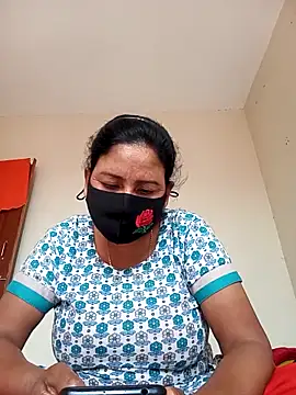 Snapshot of Neha-Roy chatting on 03/03/25, 08:27 Neha-Roy online show from 03/03/25, 08:27