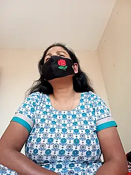 Snapshot of Neha-Roy chatting on 03/04/25, 08:57 Neha-Roy online show from 03/04/25, 08:57