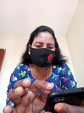 Snapshot of Neha-Roy chatting on 03/06/25, 05:03 Neha-Roy online show from 03/06/25, 05:03