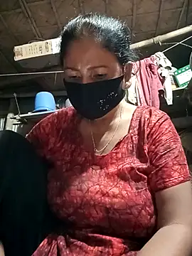 Snapshot of Neha-Roy chatting on 09/22/25, 10:34 Neha-Roy online show from 09/22/25, 10:34