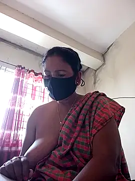 Snapshot of Neha-Roy chatting on 10/23/25, 04:56 Neha-Roy online show from 10/23/25, 04:56