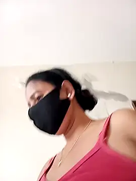 Snapshot of Neha-Roy chatting on 11/10/25, 05:28 Neha-Roy online show from 11/10/25, 05:28