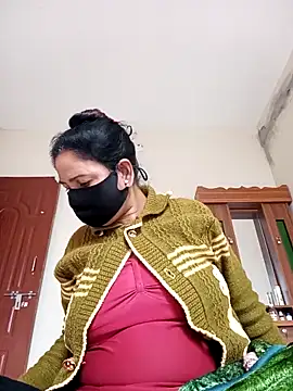 Snapshot of Neha-Roy chatting on 01/06/26, 05:33 Neha-Roy online show from 01/06/26, 05:33