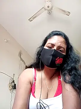 Snapshot of Neha-Roy chatting on 03/04/26, 05:57 Neha-Roy online show from 03/04/26, 05:57