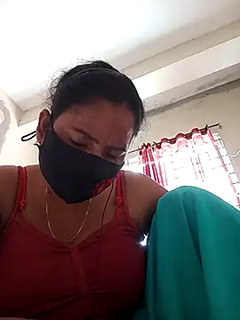 Snapshot of Neha-Roy chatting on 04/11/26, 05:01 Neha-Roy online show from 04/11/26, 05:01