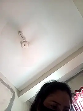 Snapshot of Neha-Roy chatting on 04/13/26, 05:13 Neha-Roy online show from 04/13/26, 05:13