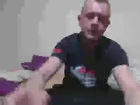 Snapshot of badyjesus chatting on 02/21/26, 10:44 badyjesus online show from 02/21/26, 10:44