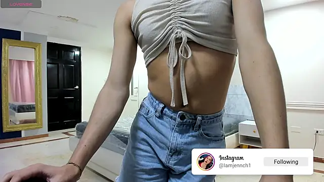 charolbruce 1 online show from 06/22/26, 11:51