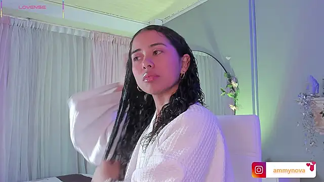 Snapshot of Ammy_nova chatting on 12/13/25, 08:04 Ammy nova online show from 12/13/25, 08:04