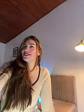 emmily d online show from 06/19/26, 06:56