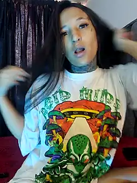 Snapshot of Nicole420squirt chatting on 12/11/24, 05:04 Nicole420squirt online show from 12/11/24, 05:04