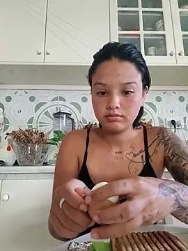 LorenRosse online show from 09/10/25, 04:45