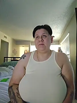 Snapshot of DevilDahm chatting on 10/27/25, 11:31 DevilDahm online show from 10/27/25, 11:31