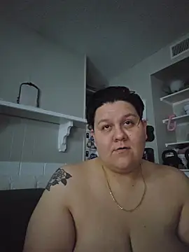 Snapshot of DevilDahm chatting on 11/07/25, 05:51 DevilDahm online show from 11/07/25, 05:51