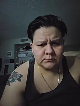 Snapshot of DevilDahm chatting on 11/30/25, 08:18 DevilDahm online show from 11/30/25, 08:18