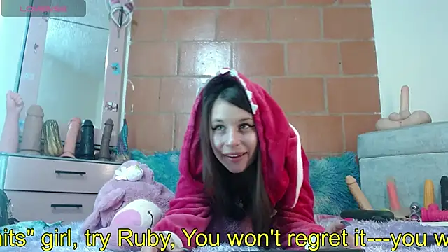 Snapshot of RubyEmerald chatting on 03/04/26, 03:01 RubyEmerald online show from 03/04/26, 03:01