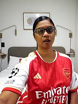 Snapshot of Sensual_indian7 chatting on 01/08/26, 08:11 Sensual indian7 online show from 01/08/26, 08:11