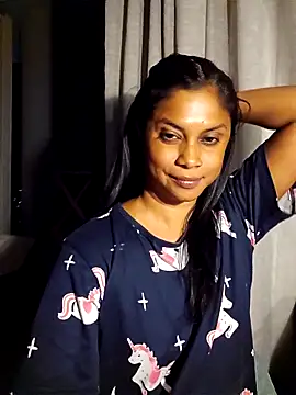 Snapshot of Sensual_indian7 chatting on 02/16/26, 12:29 Sensual indian7 online show from 02/16/26, 12:29