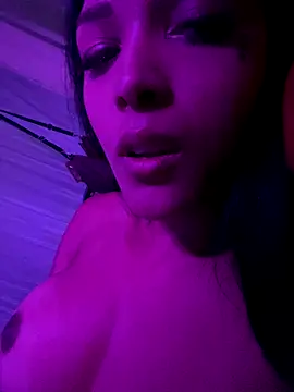 MOMMYJEVAA online show from 11/17/25, 09:59