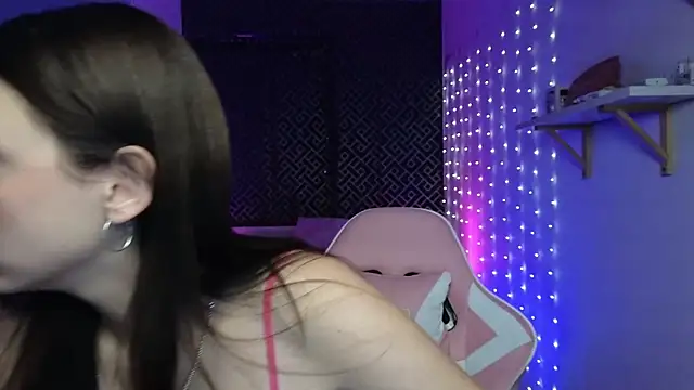 Snapshot of AliceSpark chatting on 12/01/24, 04:51 AliceSpark online show from 12/01/24, 04:51