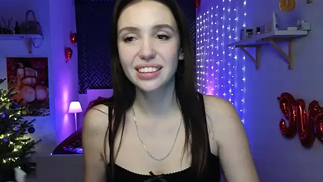 Snapshot of AliceSpark chatting on 12/28/24, 12:36 AliceSpark online show from 12/28/24, 12:36