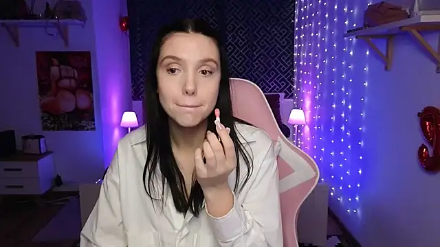 Snapshot of AliceSpark chatting on 01/15/25, 06:29 AliceSpark online show from 01/15/25, 06:29