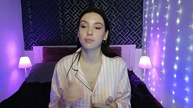 Snapshot of AliceSpark chatting on 02/01/25, 07:23 AliceSpark online show from 02/01/25, 07:23