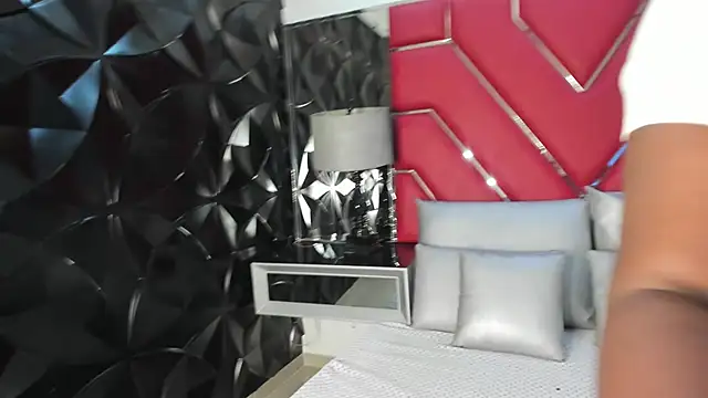 KeniaMuller online show from 10/17/25, 11:57