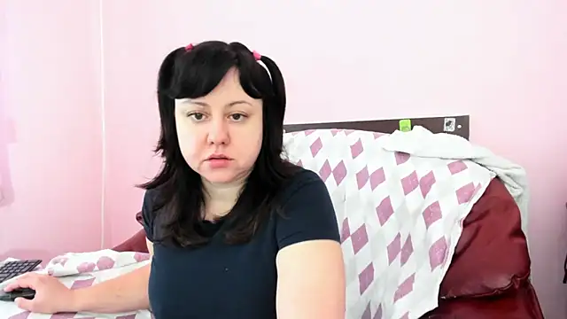 Snapshot of HotSweetAngel chatting on 12/20/25, 07:04 HotSweetAngel online show from 12/20/25, 07:04