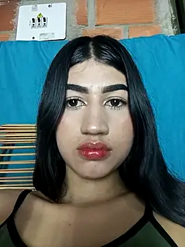 Snapshot of Julix_A chatting on 02/20/25, 08:17 Julix A online show from 02/20/25, 08:17