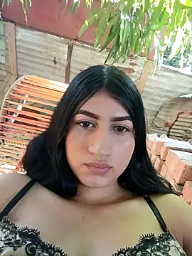 Snapshot of Julix_A chatting on 09/26/25, 08:02 Julix A online show from 09/26/25, 08:02