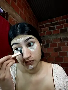 Snapshot of Julix_A chatting on 03/10/26, 11:10 Julix A online show from 03/10/26, 11:10