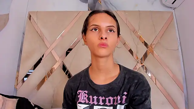 Snapshot of ninaht chatting on 01/31/26, 09:24 ninaht online show from 01/31/26, 09:24